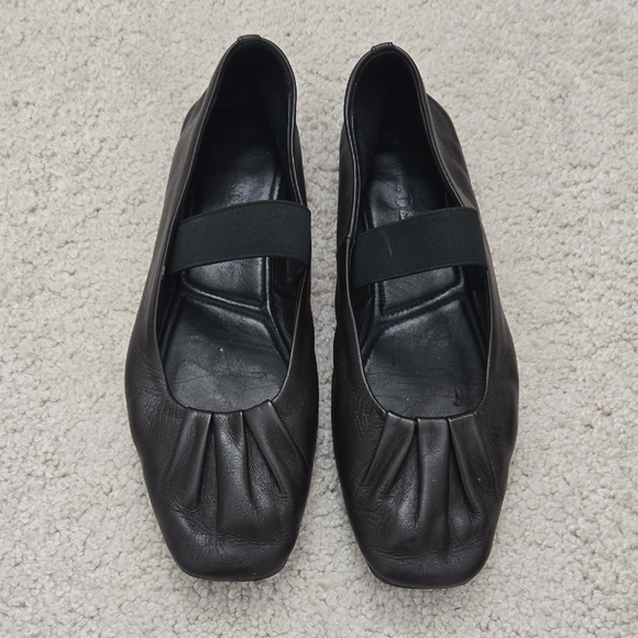 Massimo Dutti Shoes - Massimo Dutti Black Leather Flats